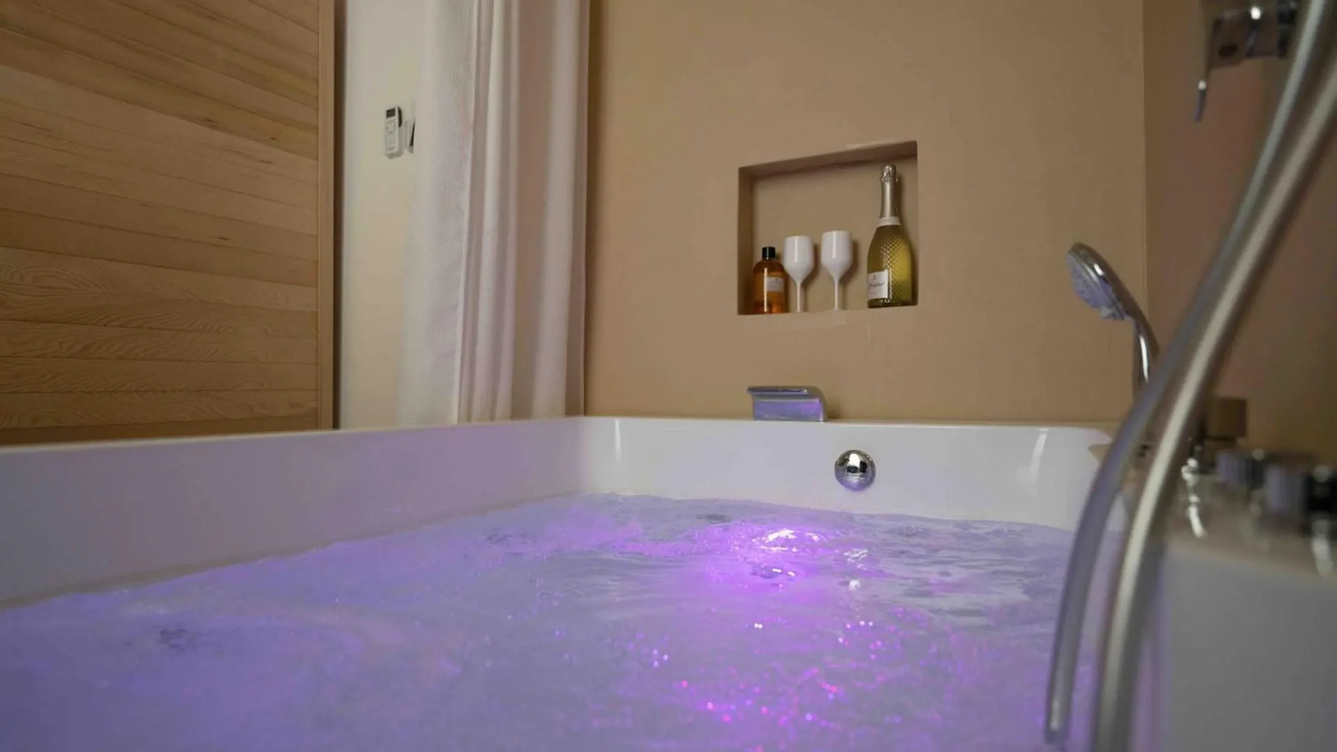 Проживание в семье Regina Suite Палермо Италия